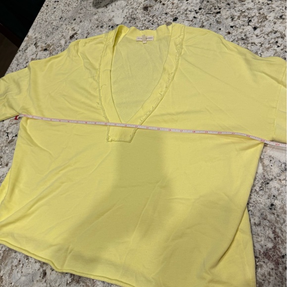 NWOT Gilded Intent brand , yellow low v neck sweater , size M - Picture 8 of 9
